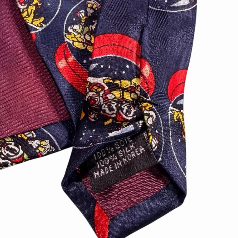 Disney Mickey And Co Atlas Designs Snow‎ globe Christmas Pluto Minnie Necktie